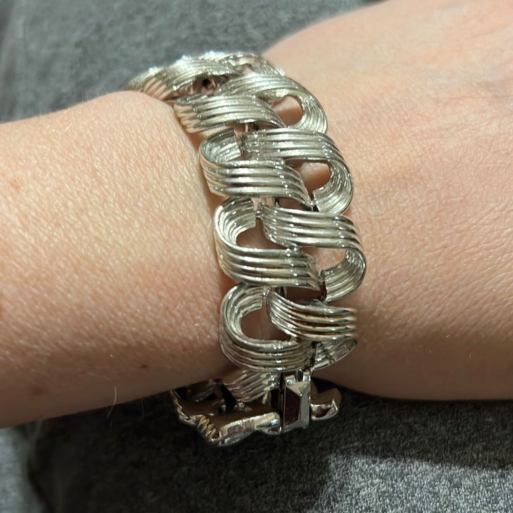 Lisner Vintage Silver Tone Heavy Bracelet
